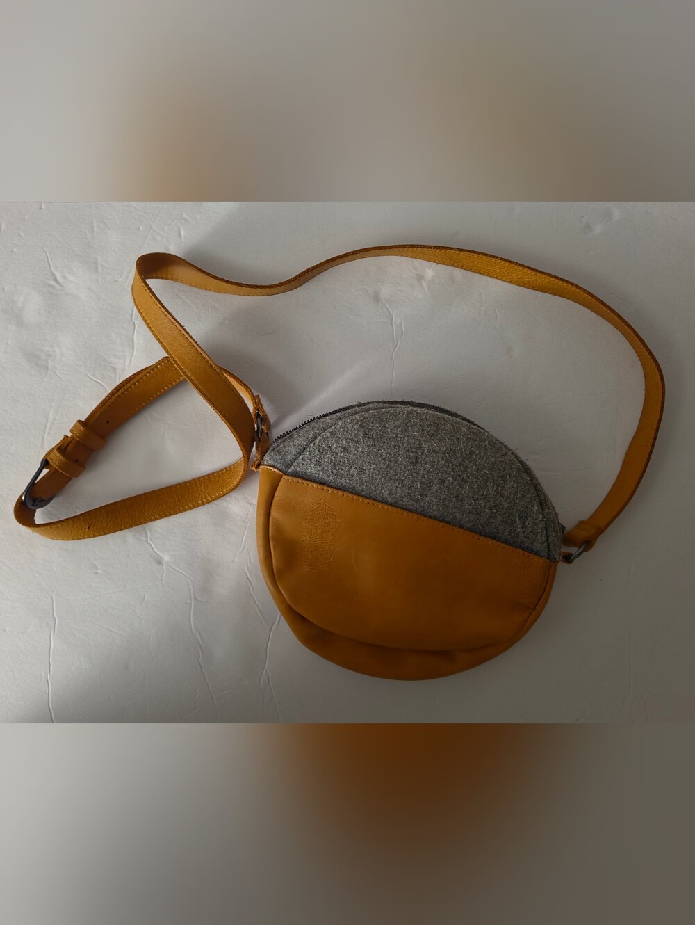Hearth & Hand Round Crossbody in Mustard and Gray